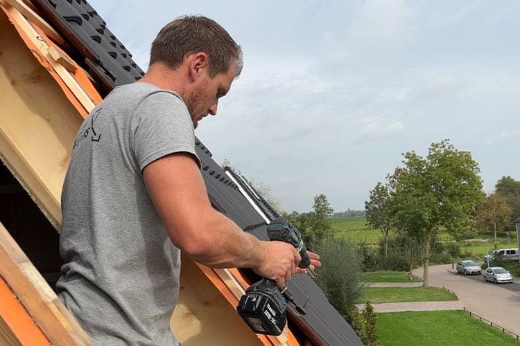 Dakraam plaatsen Apeldoorn